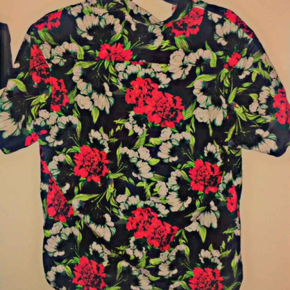 Rose button up - Picture 3 of 4